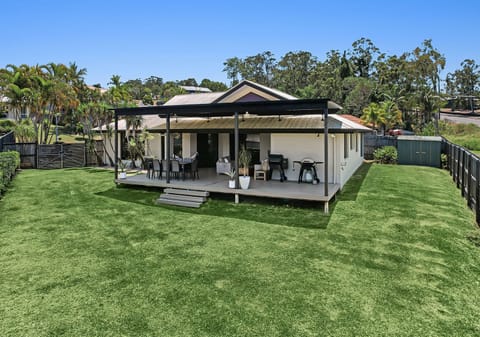 Family Entertainer In Timberdale Estate