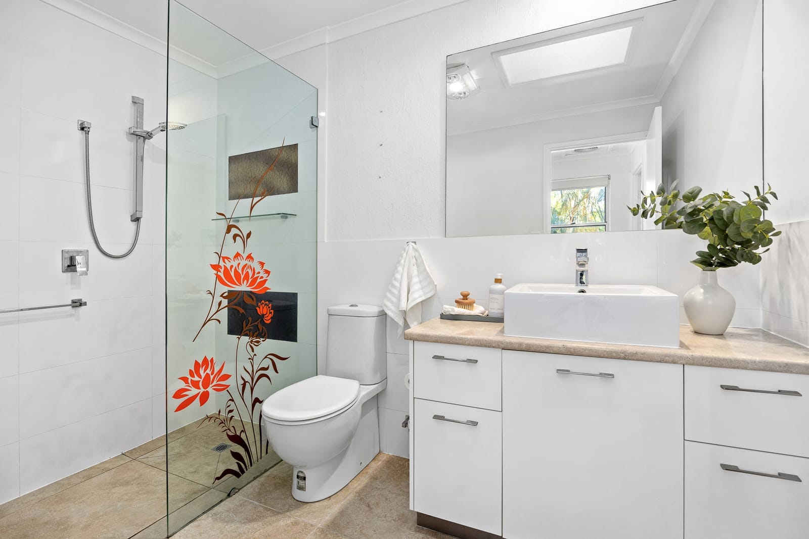Prime Location, Entry Level, 500m to Noosa River