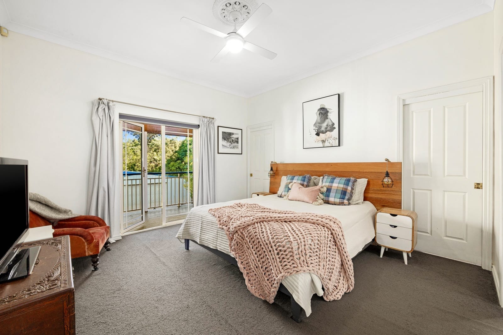 Gracious Custom-Built Home on Parklike Grounds