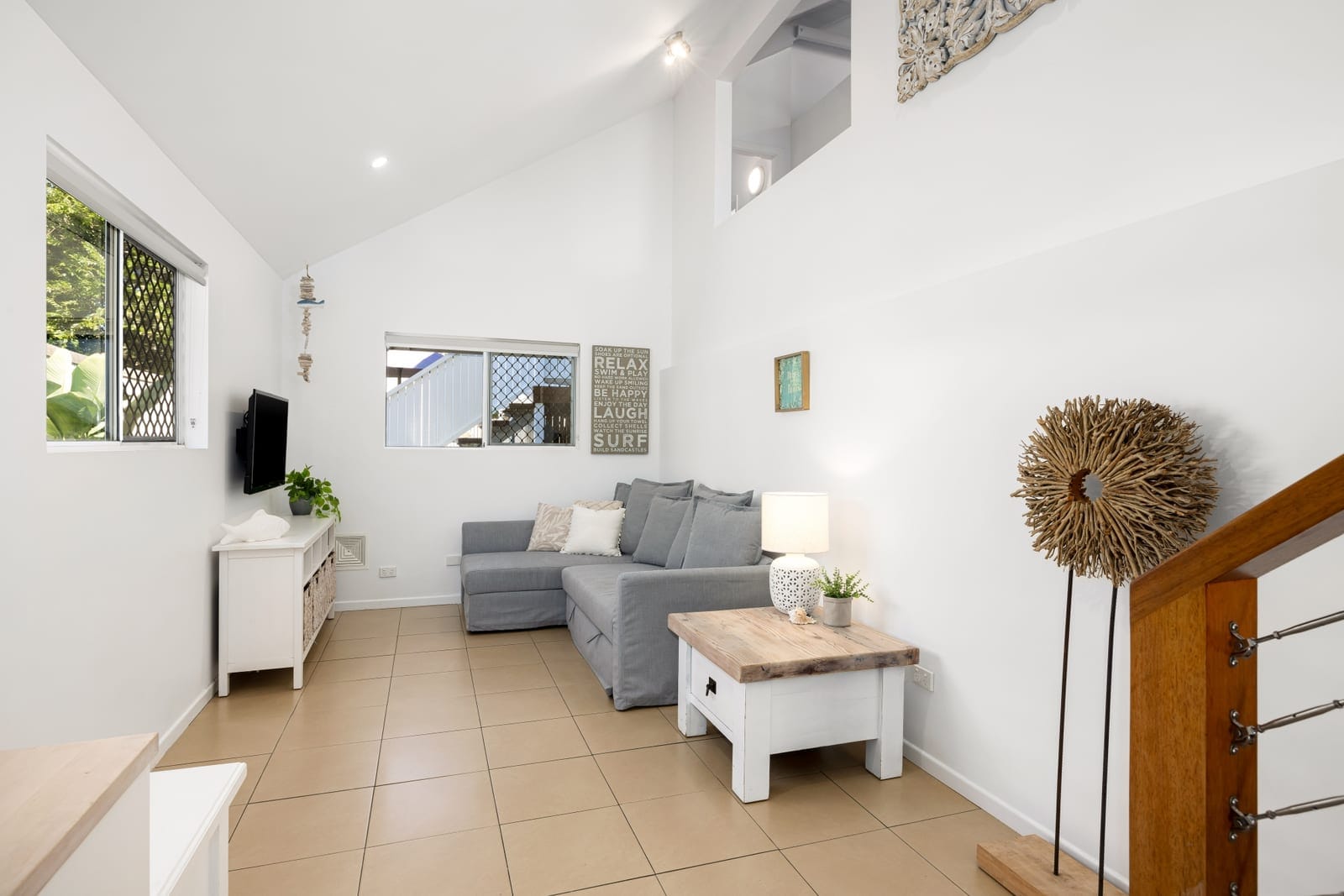 A Coastal Sanctuary for Serene Living and Beachside Luxury