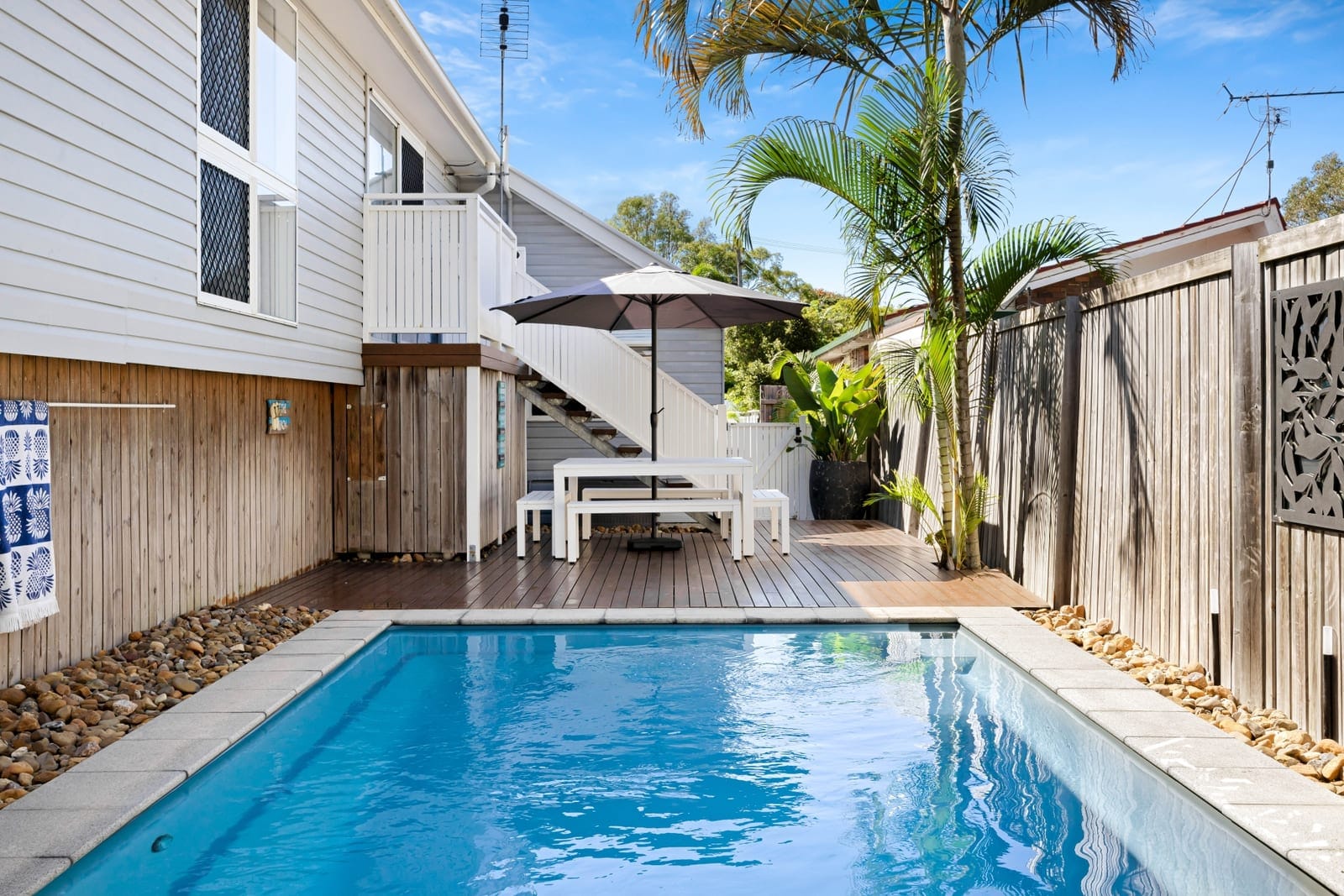 A Coastal Sanctuary for Serene Living and Beachside Luxury