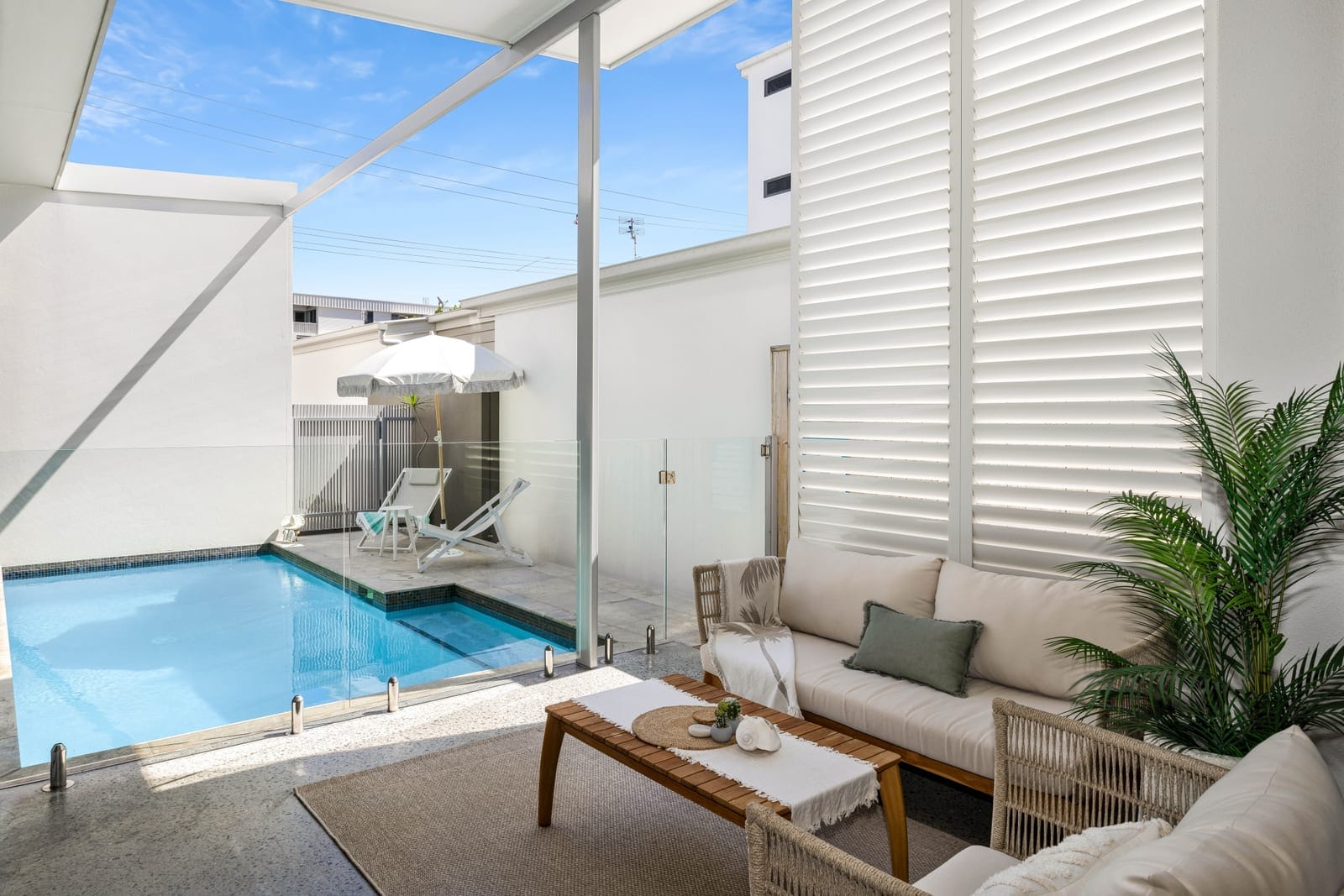 Designer Residence: Beachside Cotton Tree