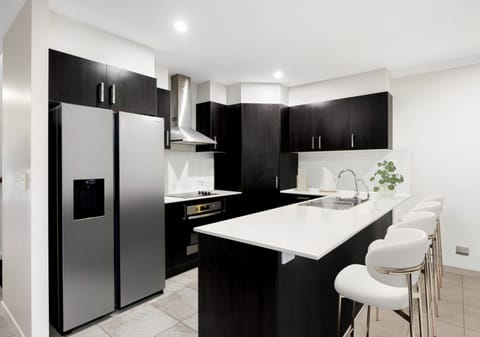 Stylish Home or Investor’s Delight!
