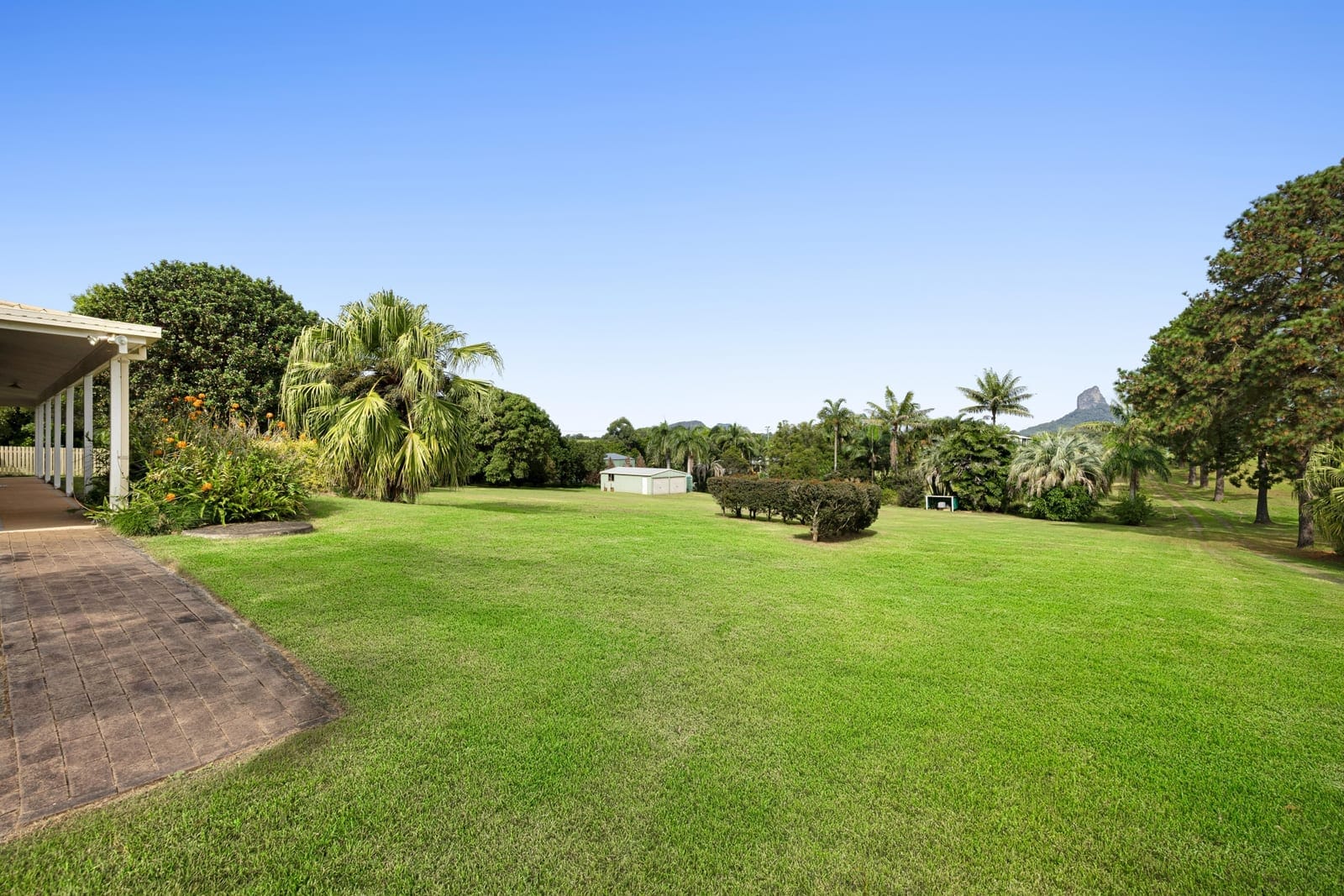 Parklike Acreage: Mountain Views, Subdivision Potential!