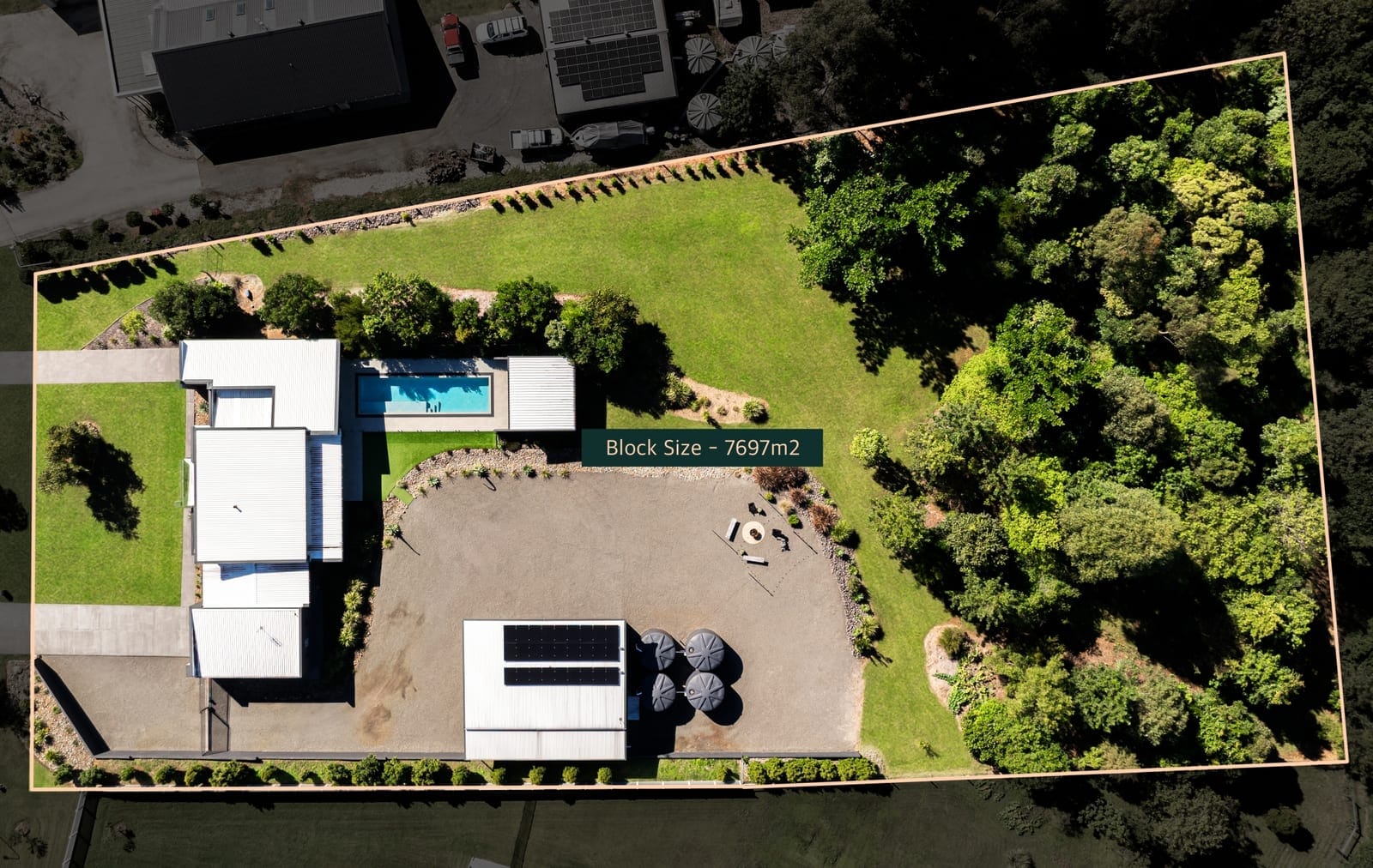Luxury Living on Sprawling 7,697m2: Discover Your Private Paradise