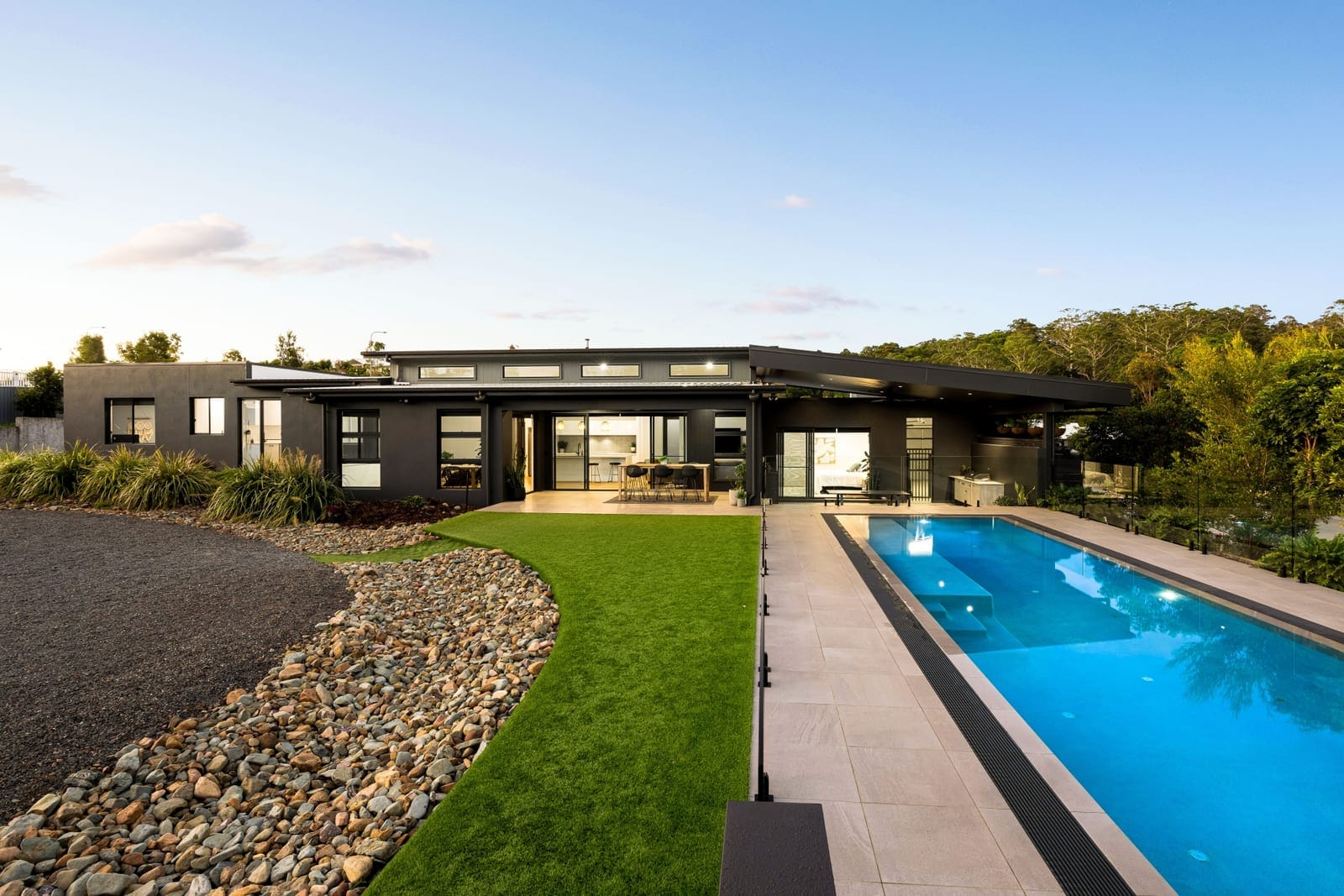 Luxury Living on Sprawling 7,697m2: Discover Your Private Paradise