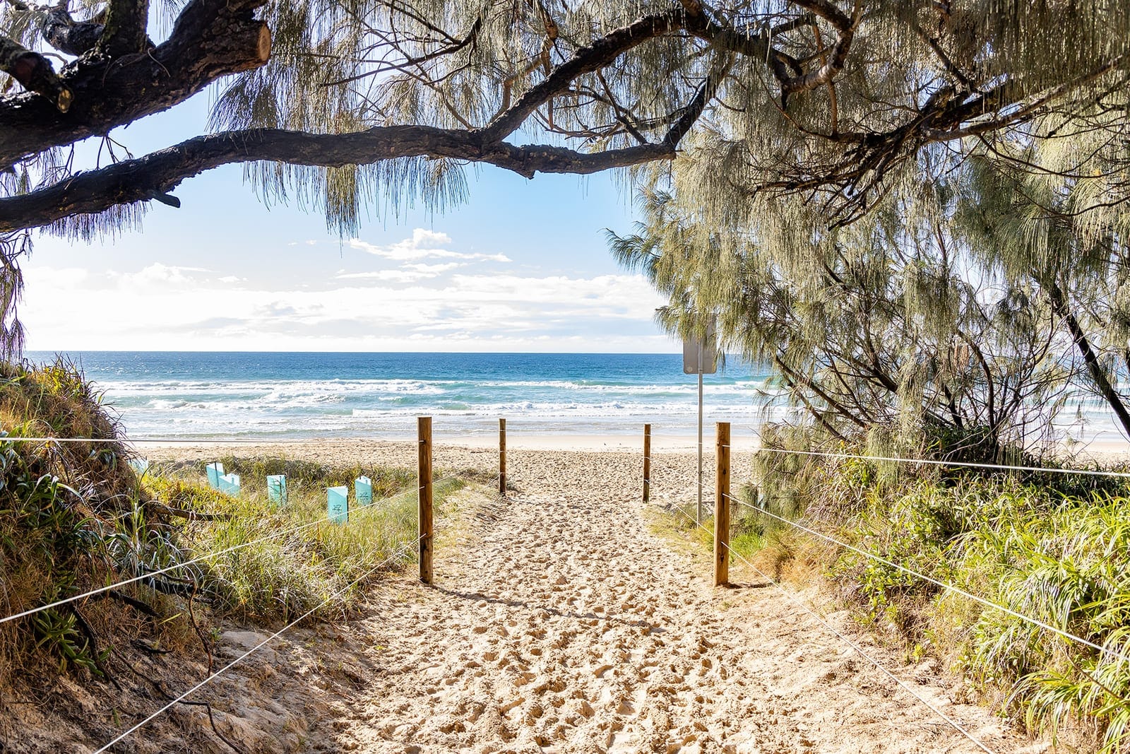 Modern Townhouse, 500m to the Beach