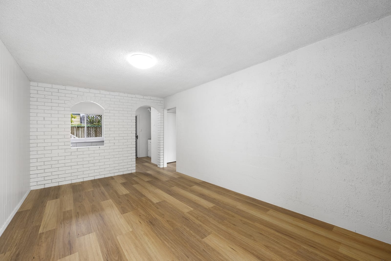 Investment/Development Opportunity with Holding Income