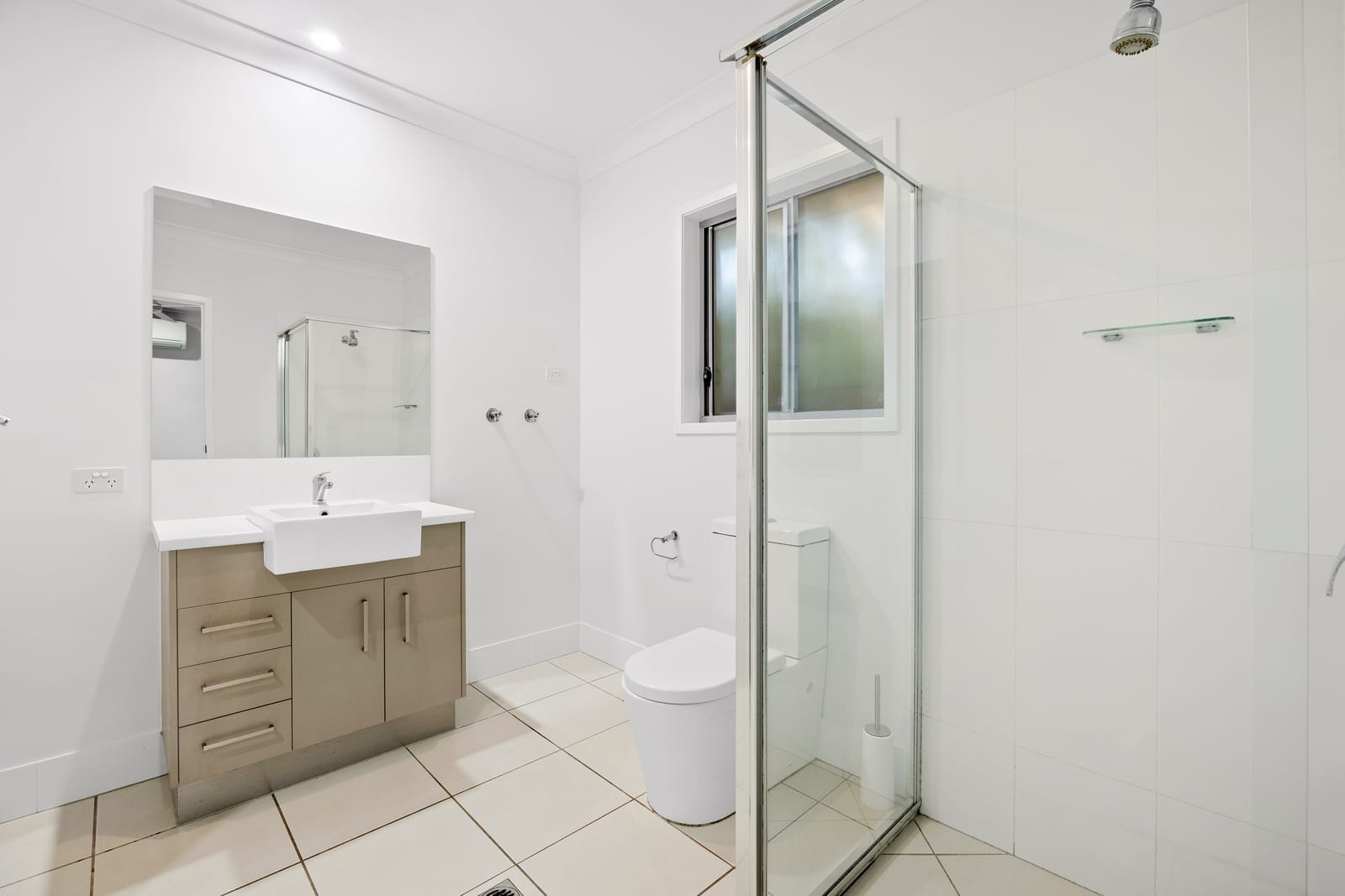 Dual Key Opportunity in Prestige Vantage Estate