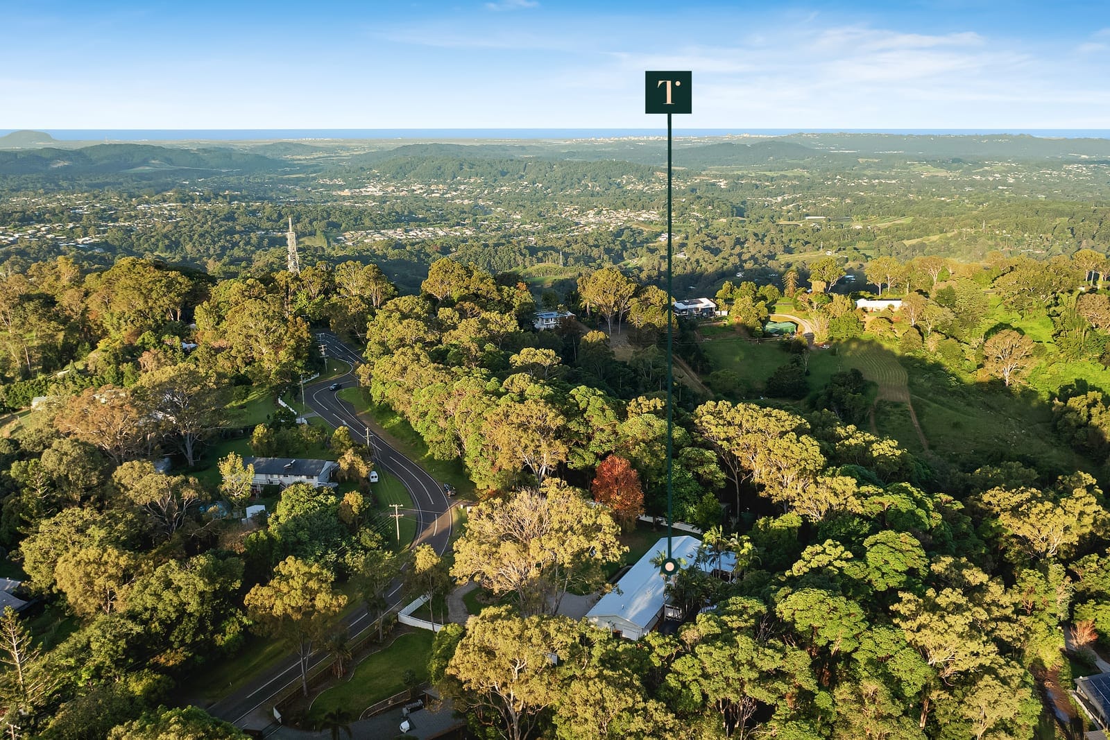 Elegant Homestead on 1½ Parklike Acres
