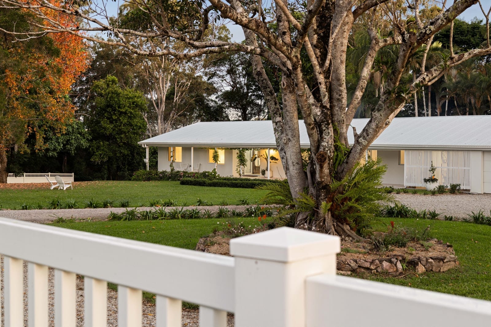Elegant Homestead on 1½ Parklike Acres