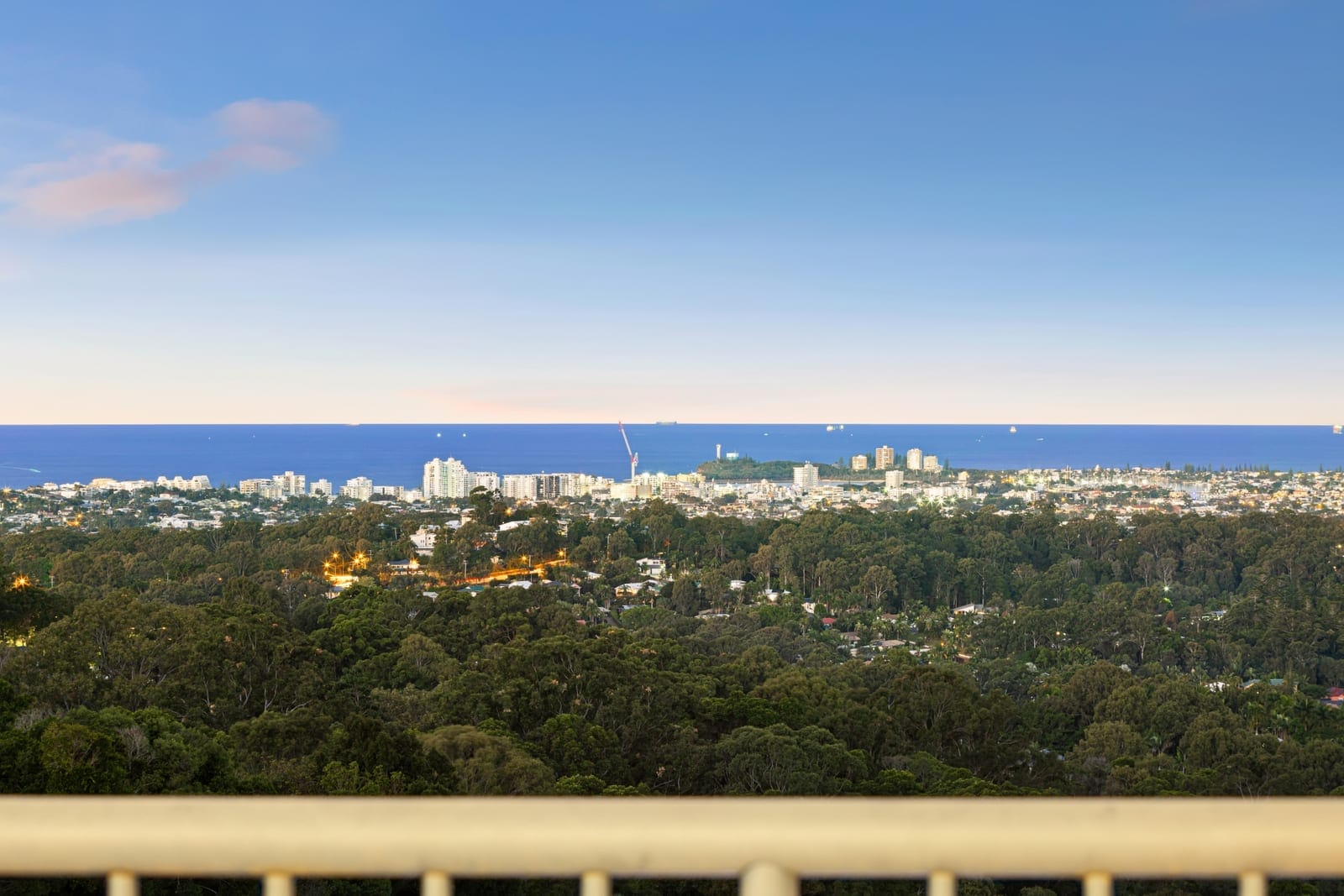 Masterpiece with DUAL LIVING and OCEAN VIEWS!