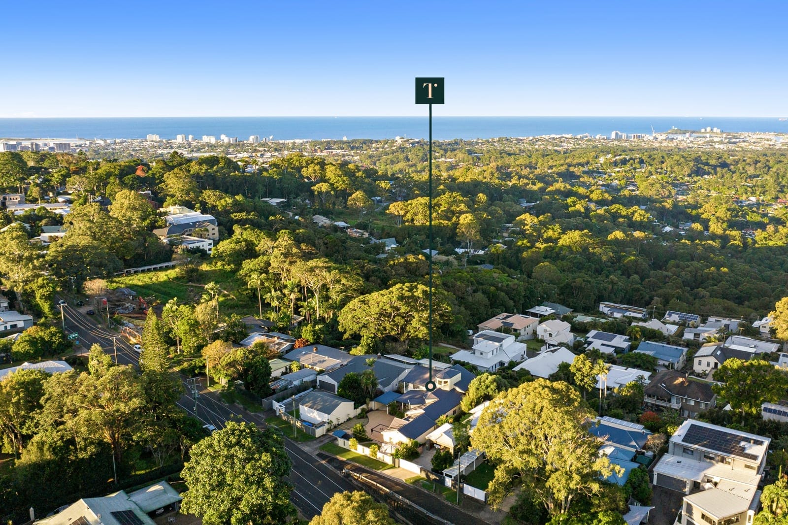 Masterpiece with DUAL LIVING and OCEAN VIEWS!