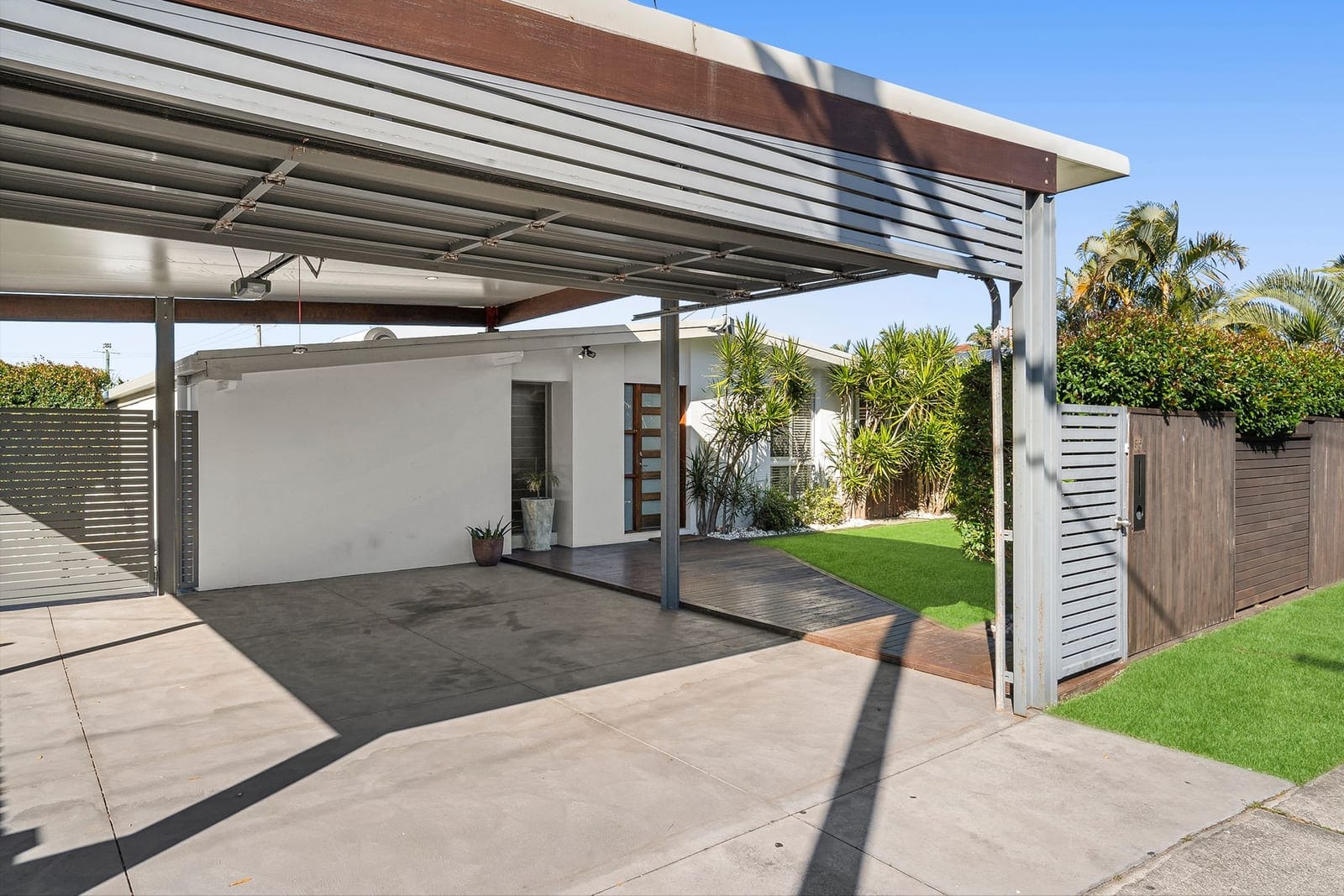 Buddina Beachside Bliss