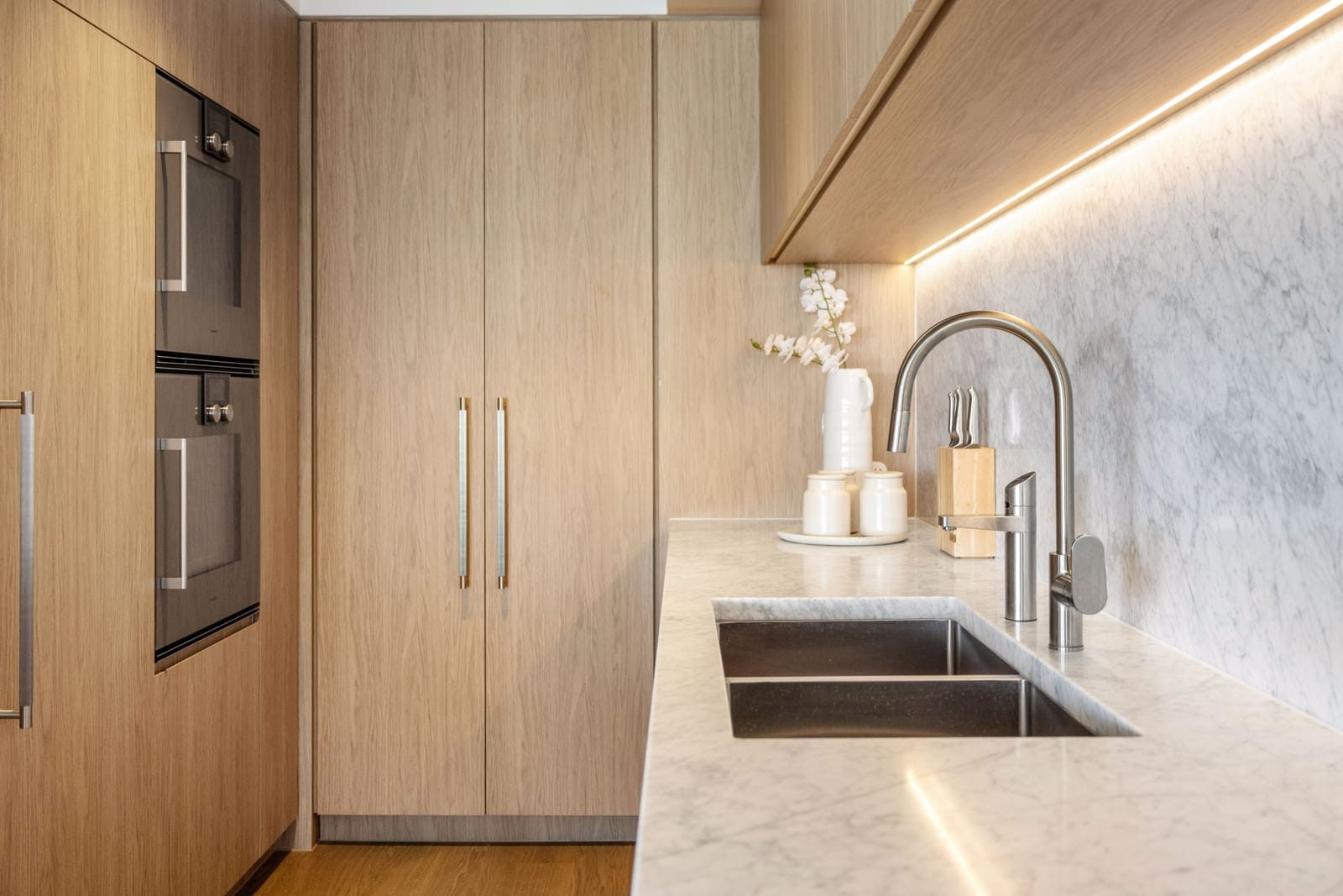 Setting the Benchmark for Elegant Waterfront Living