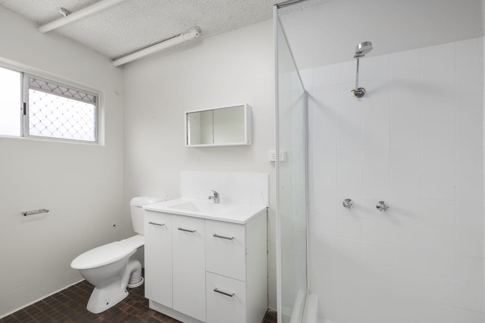 Investment/Development Opportunity with Holding Income