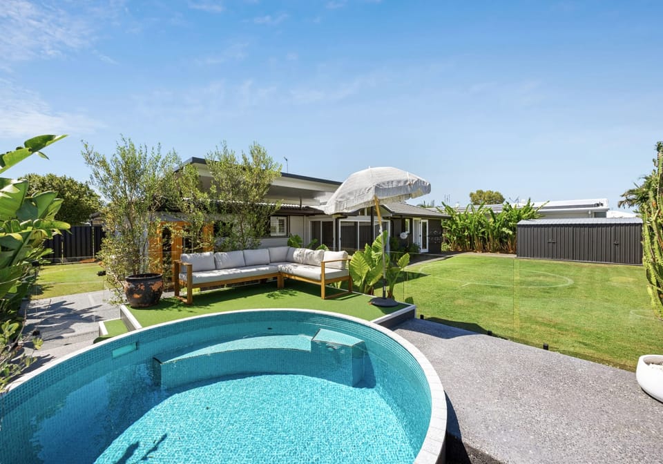 Presentation, Location, Lifestyle