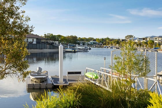 North Facing Waterfront – Ocean Access