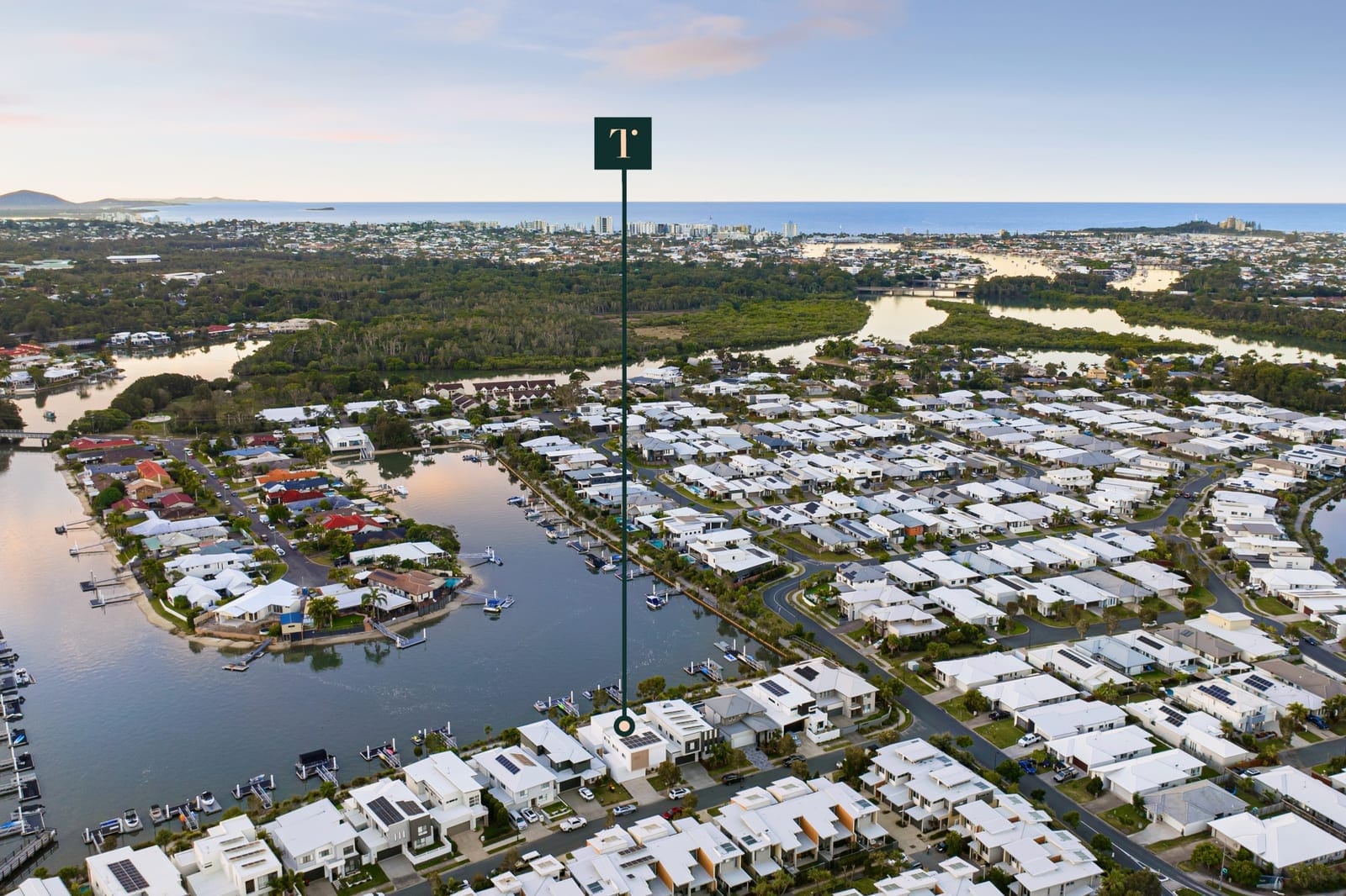 North Facing Waterfront – Ocean Access