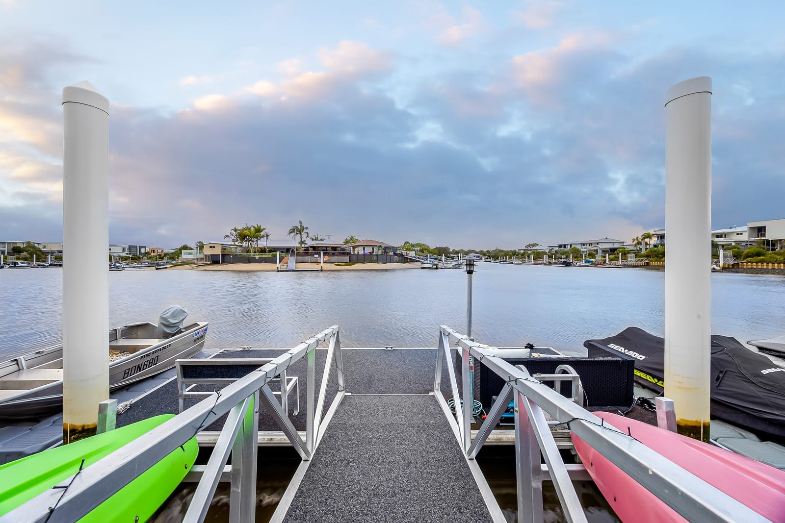 North Facing Waterfront – Ocean Access