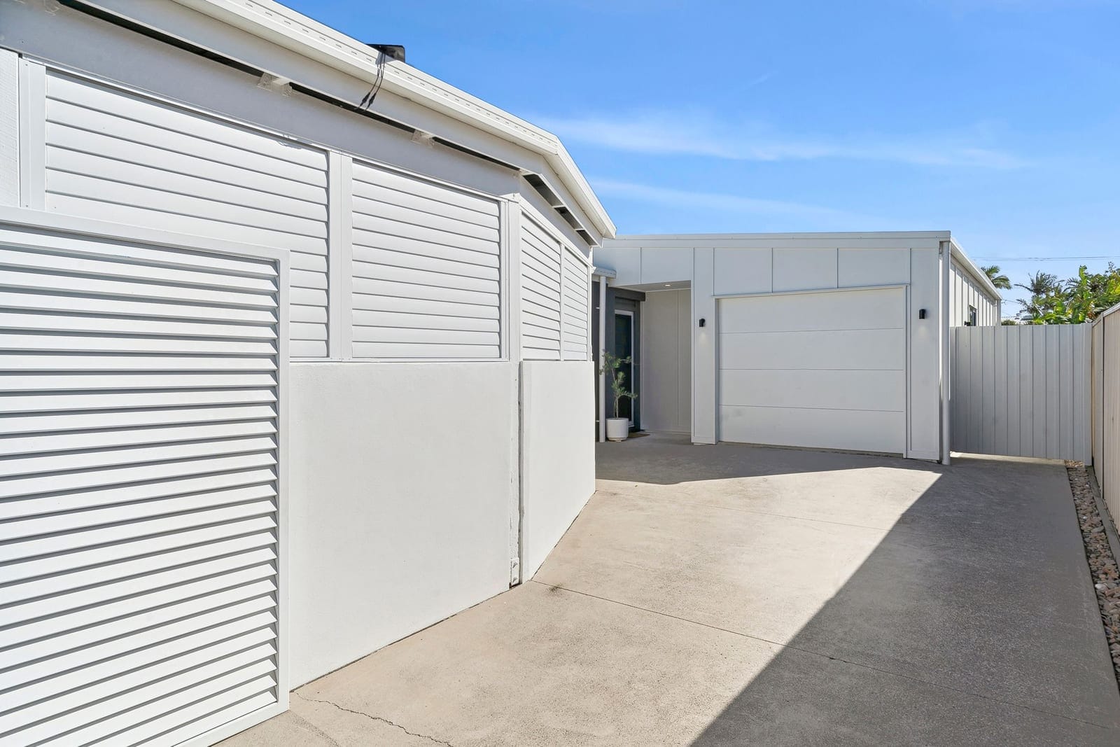 Presentation Perfect, Beachside Buddina