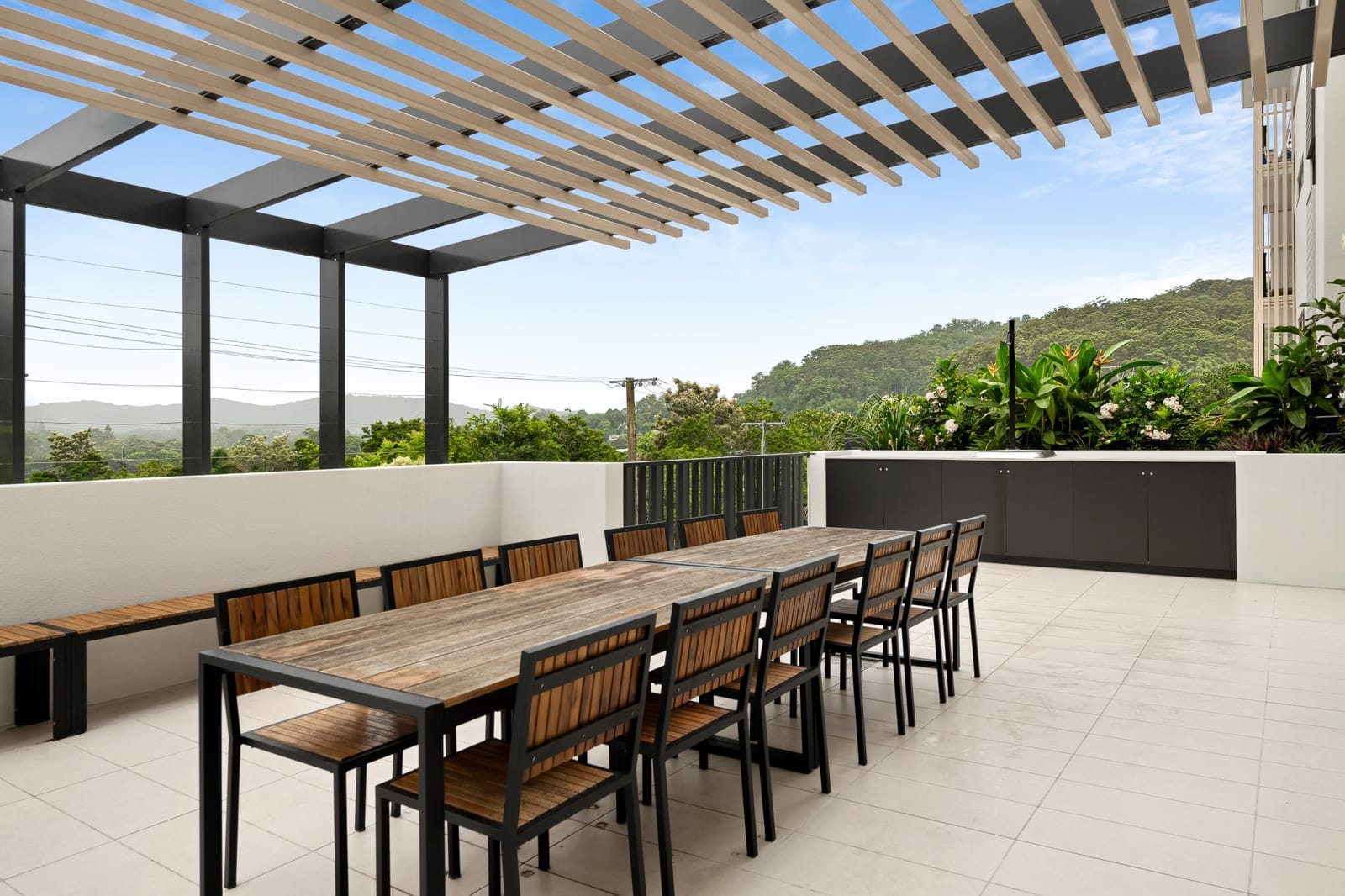 Chic Modern Living in The Heart of Nambour - Calling First Home Buyers or Investors