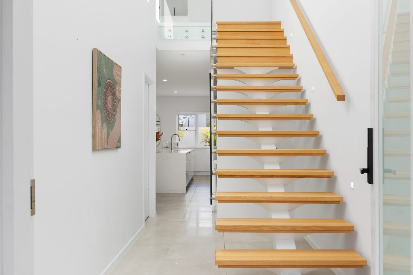 Presentation Perfect: Elegant & Contemporary