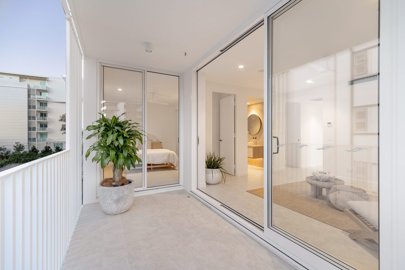 Full-Floor Residence in the Heart of Cotton Tree