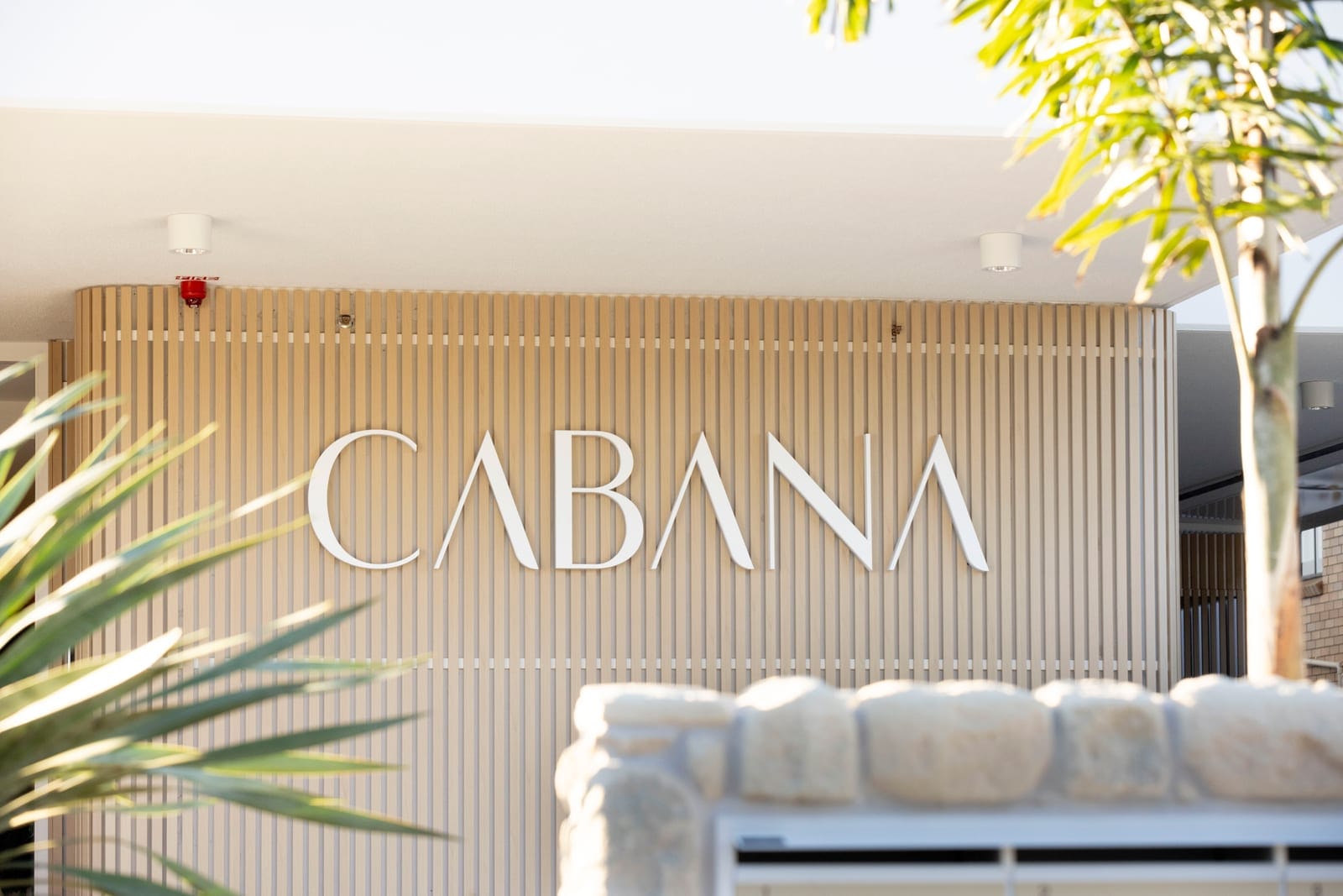 Full-Floor Residence in the Heart of Cotton Tree