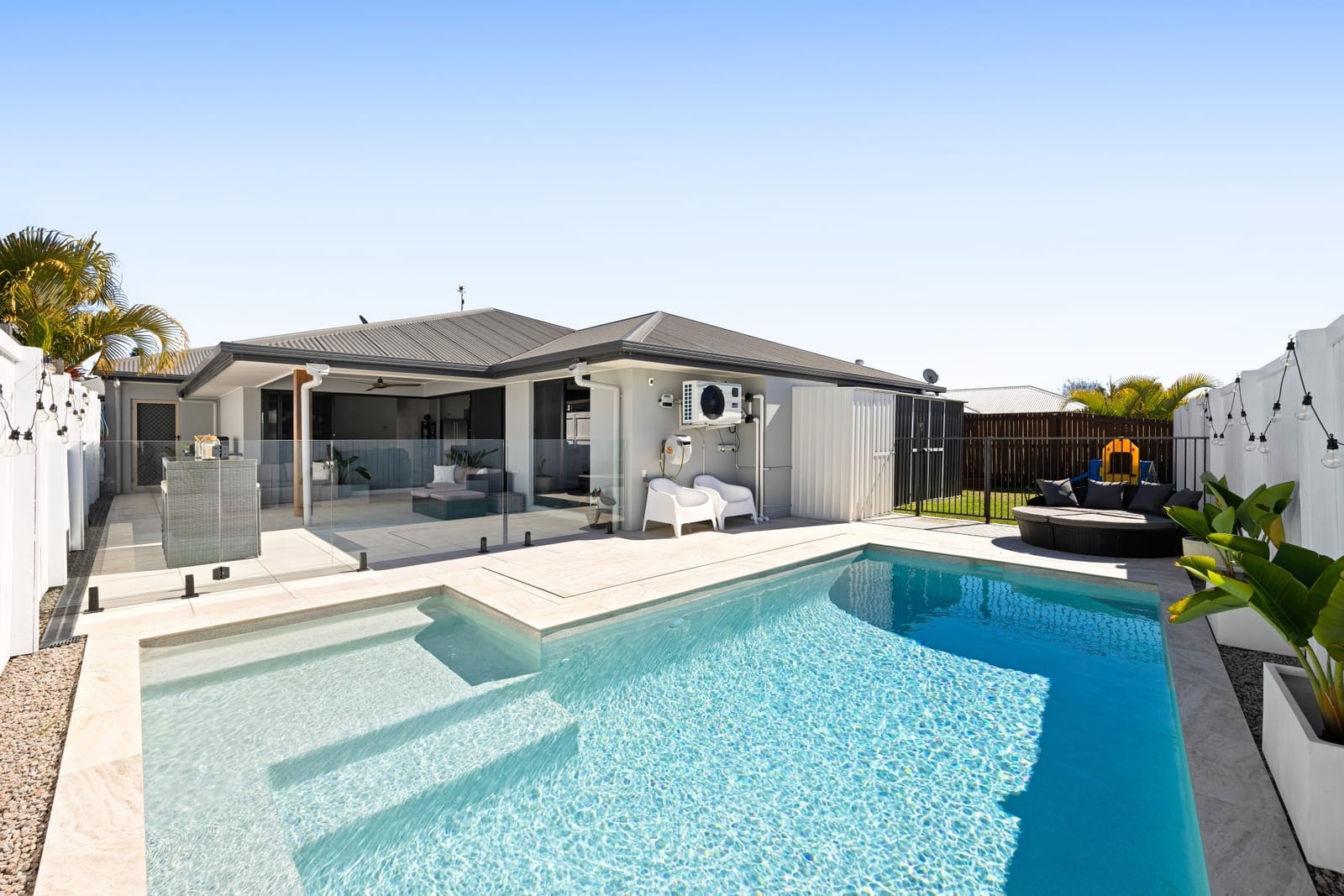 A Lifestyle to Savour: Location & Presentation Perfection