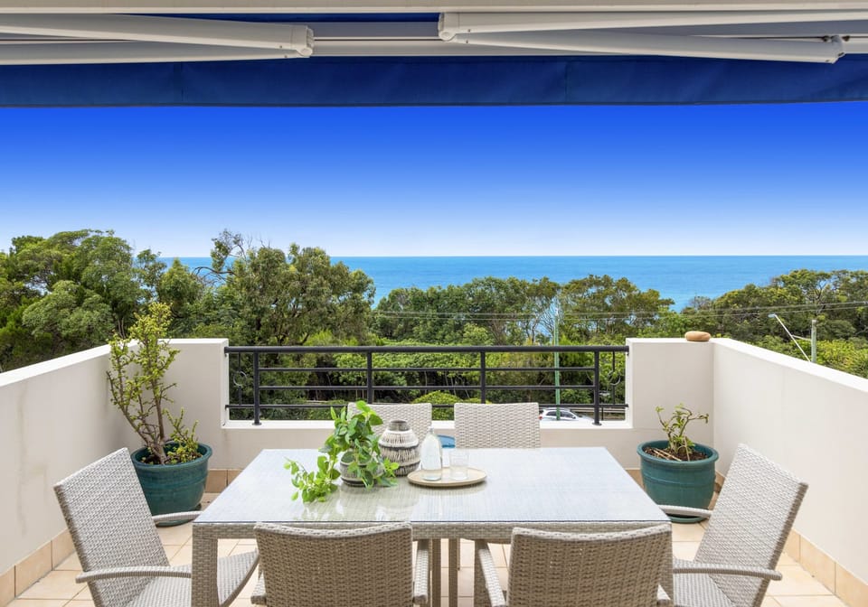 Santorini of Coolum