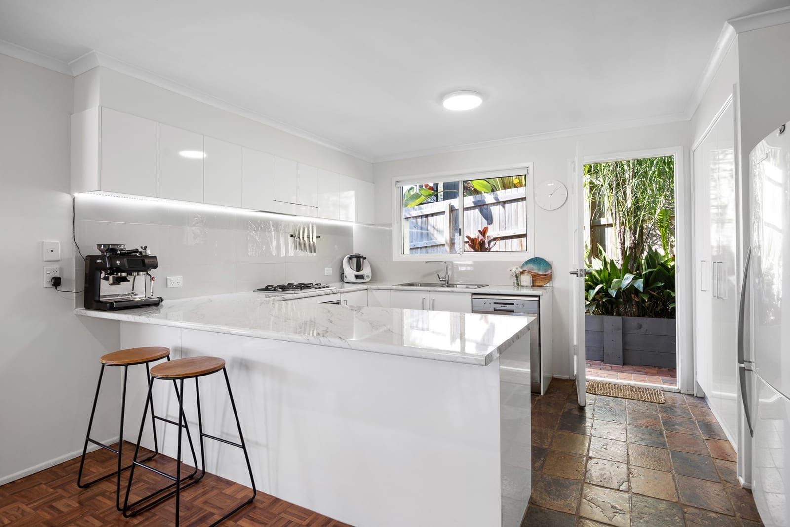 Stylish beach home ready to move in