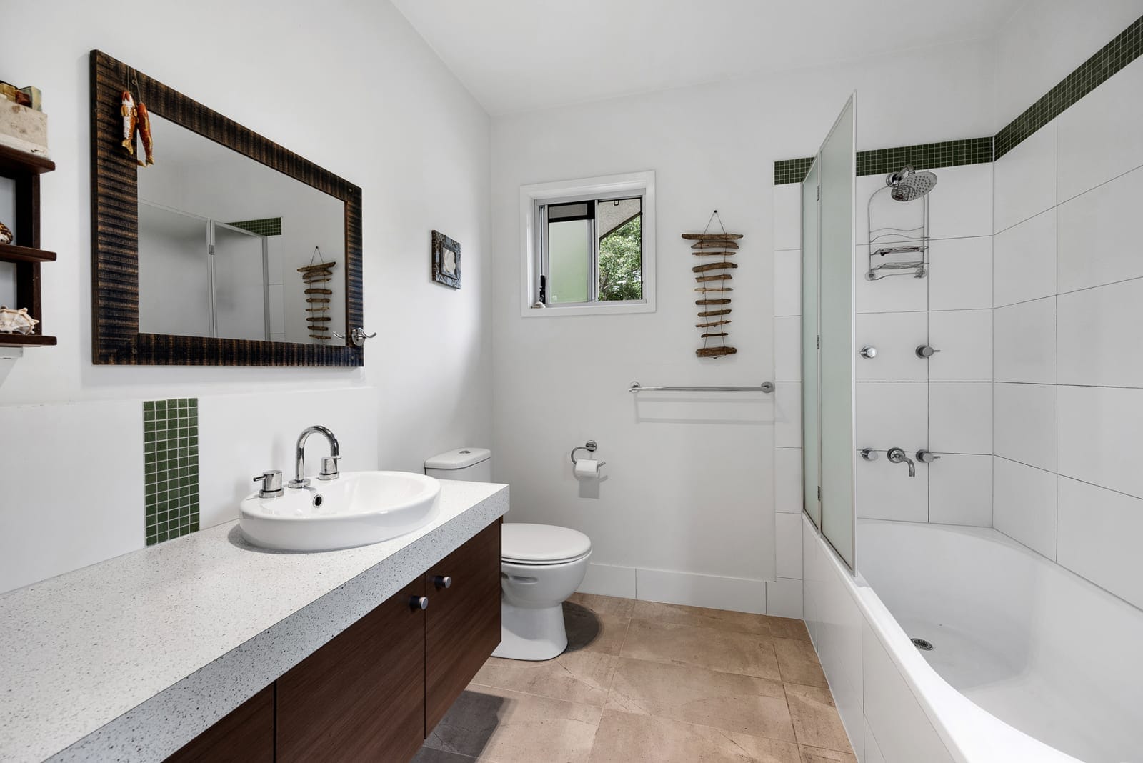 Privacy, tranquility & hinterland views