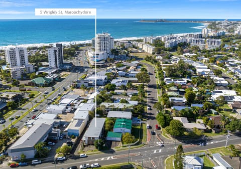 Investment/Development Opportunity with Holding Income