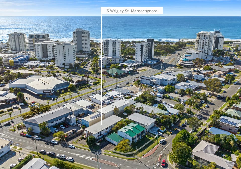 Investment/Development Opportunity with Holding Income