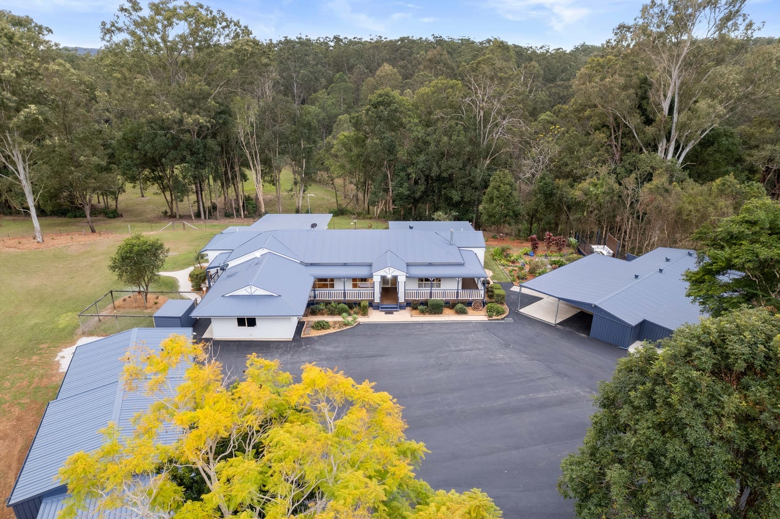 Family-Friendly Acreage Perfection