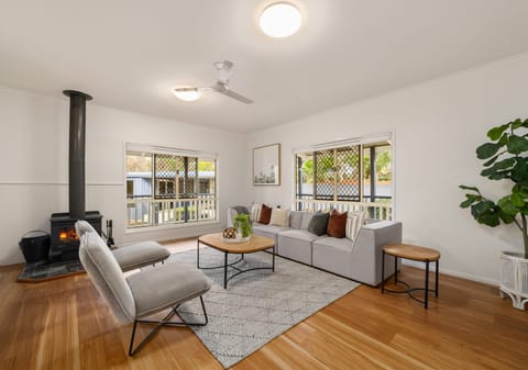 Family-Friendly Acreage Perfection