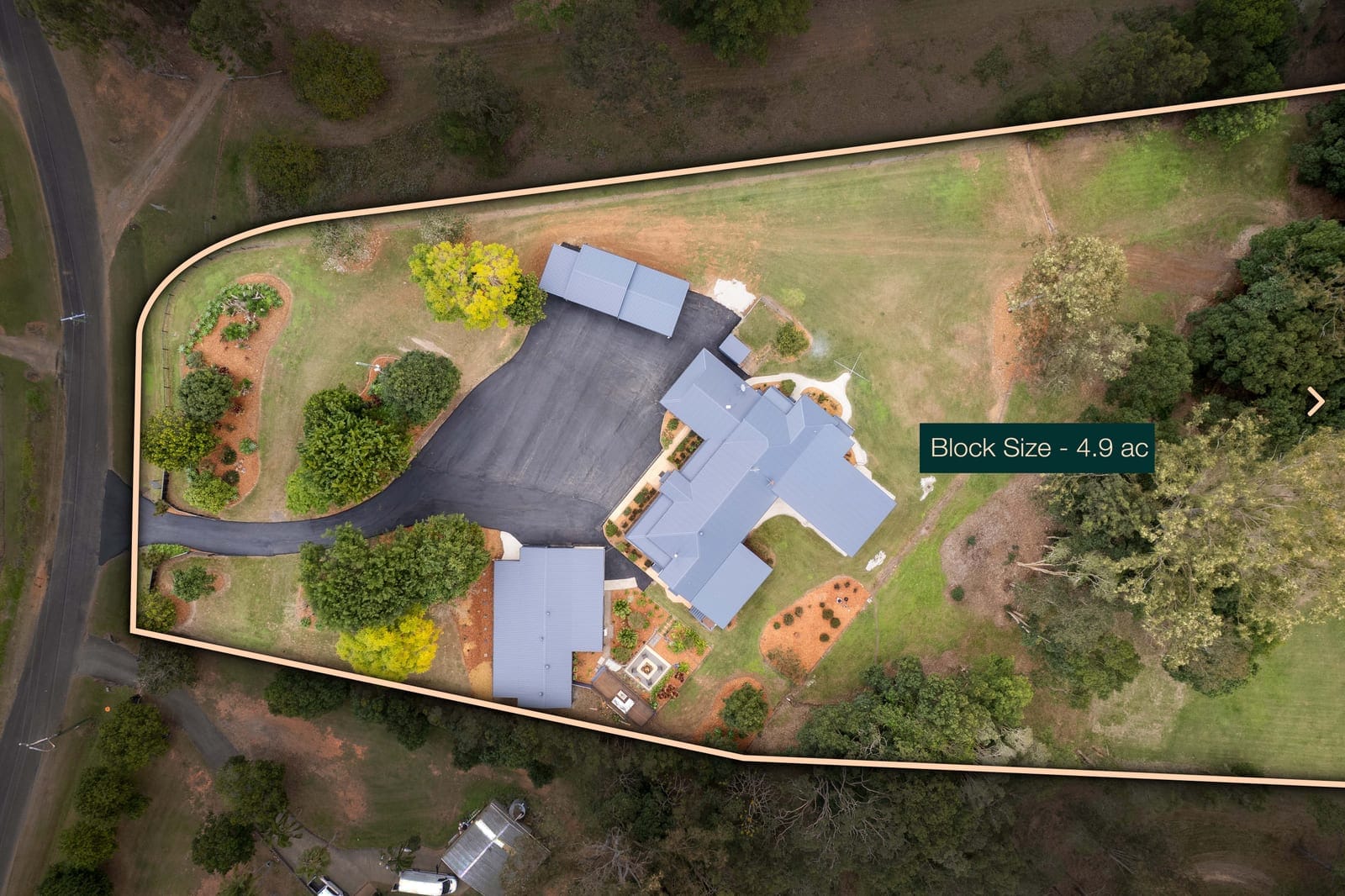 Family-Friendly Acreage Perfection