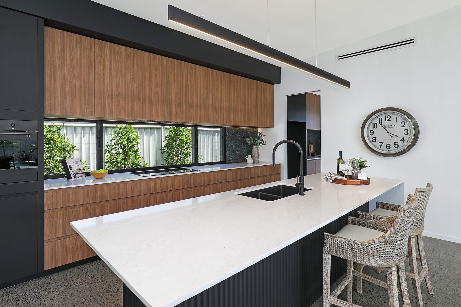 Beachside Stunner: Brand New, Custom-Built!