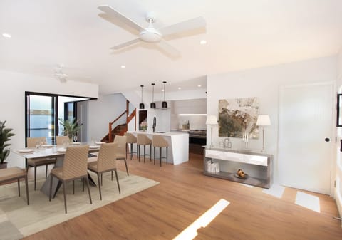 Stylish Contemporary Living: Park Frontage