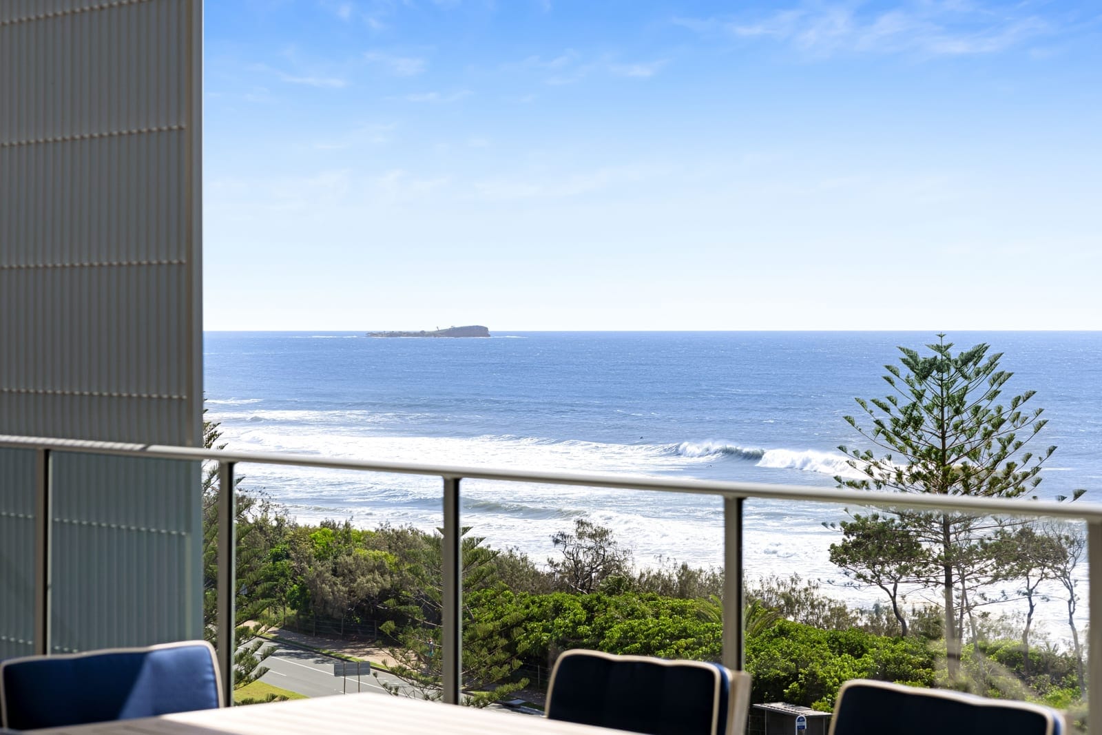 Penthouse Perfection: Sweeping Ocean Views