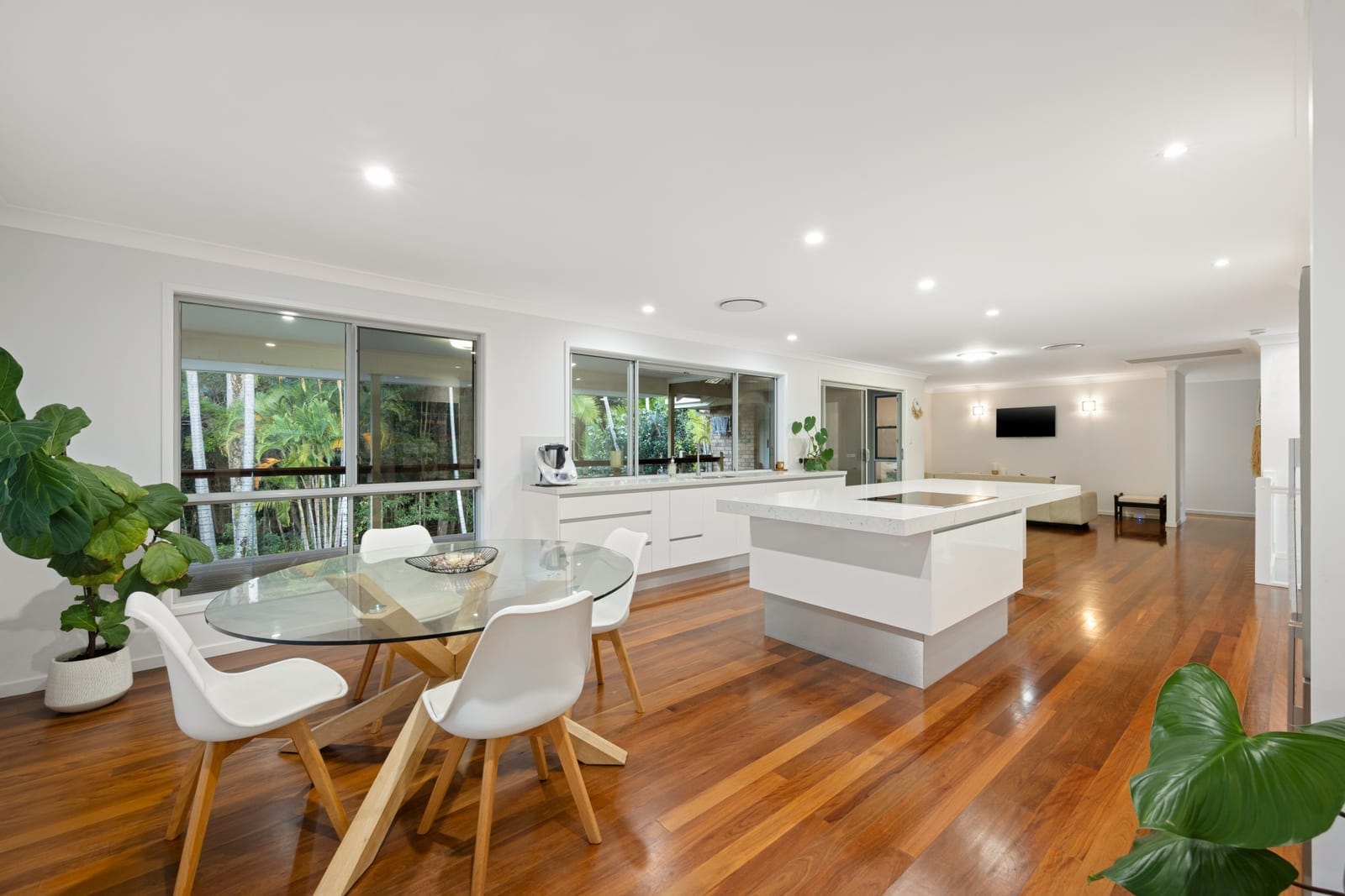 Dream Family Retreat on Private, Leafy ¼ Acre