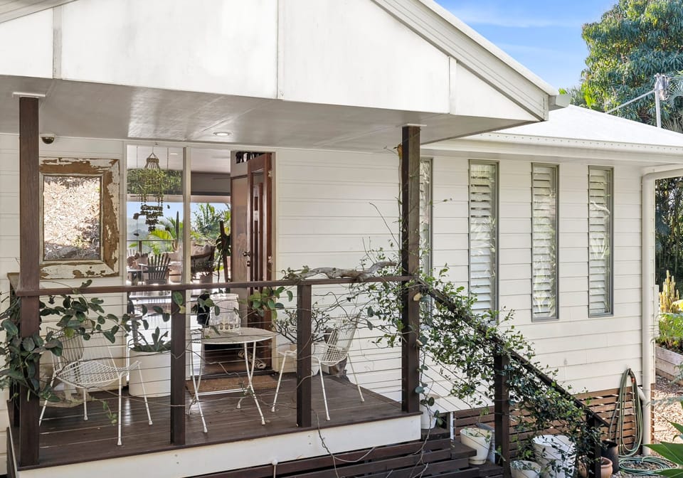 Elevated Living with Stunning Hinterland Views
