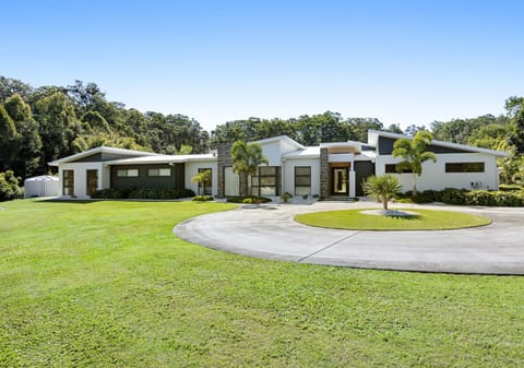 Villa Paradiso - Exclusive, Elegant, Exceptional