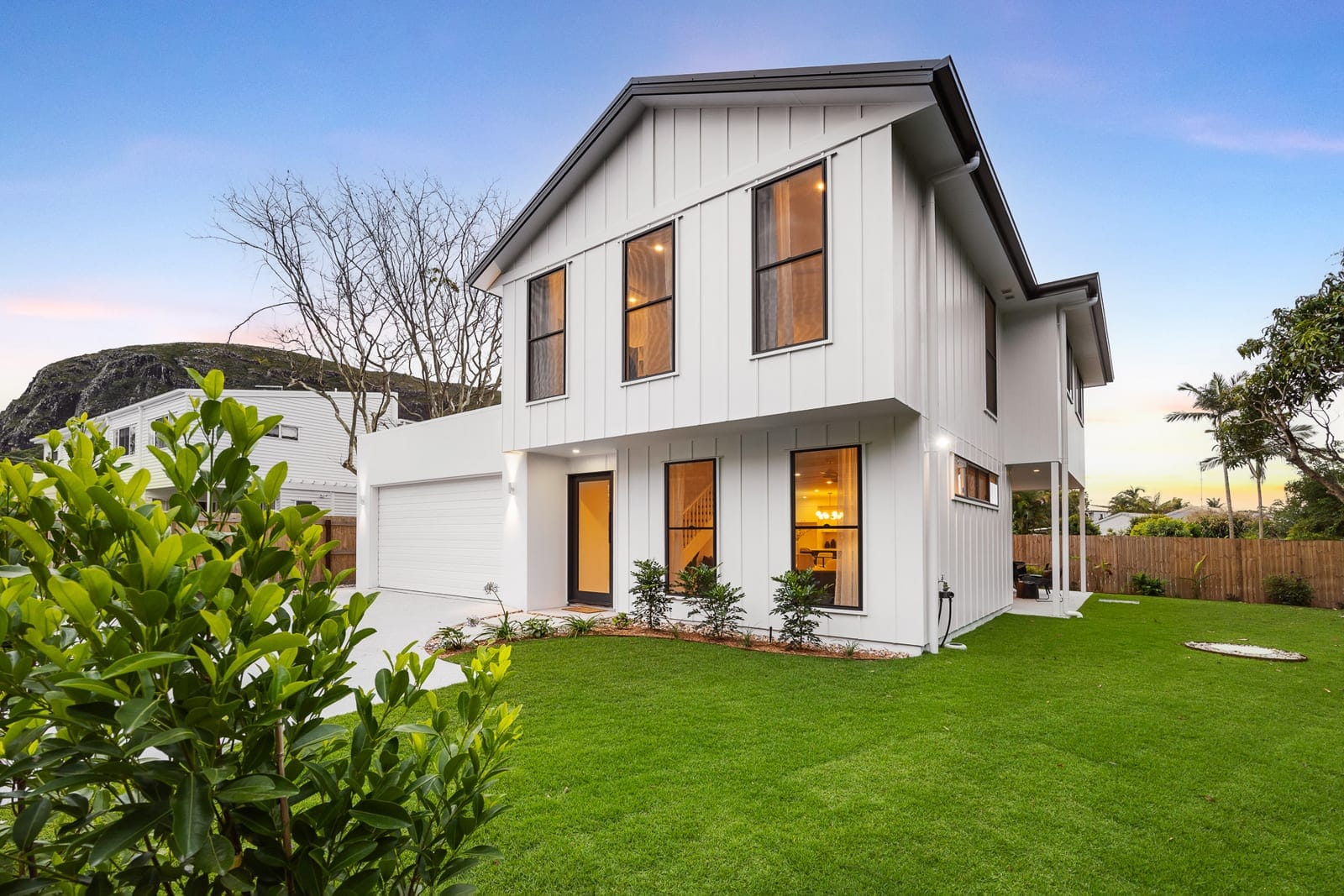 BRAND NEW BUILD IN PRIME COASTAL LOCATION