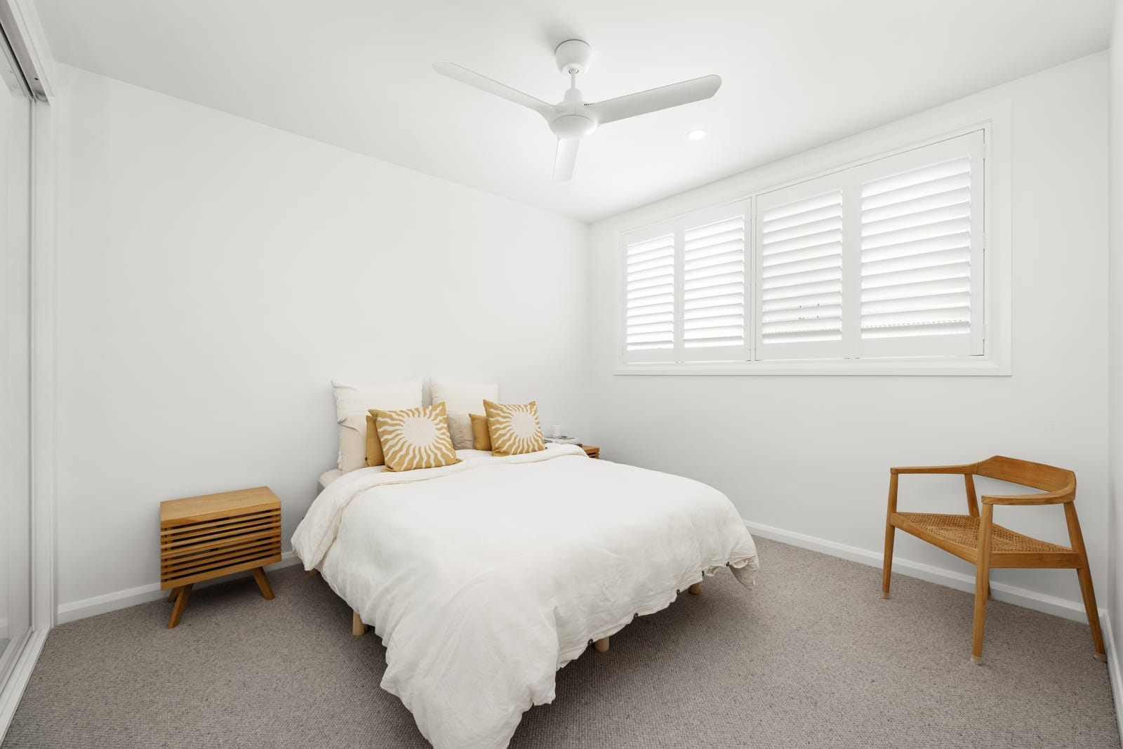 Light, Luxury, Lifestyle, Location!