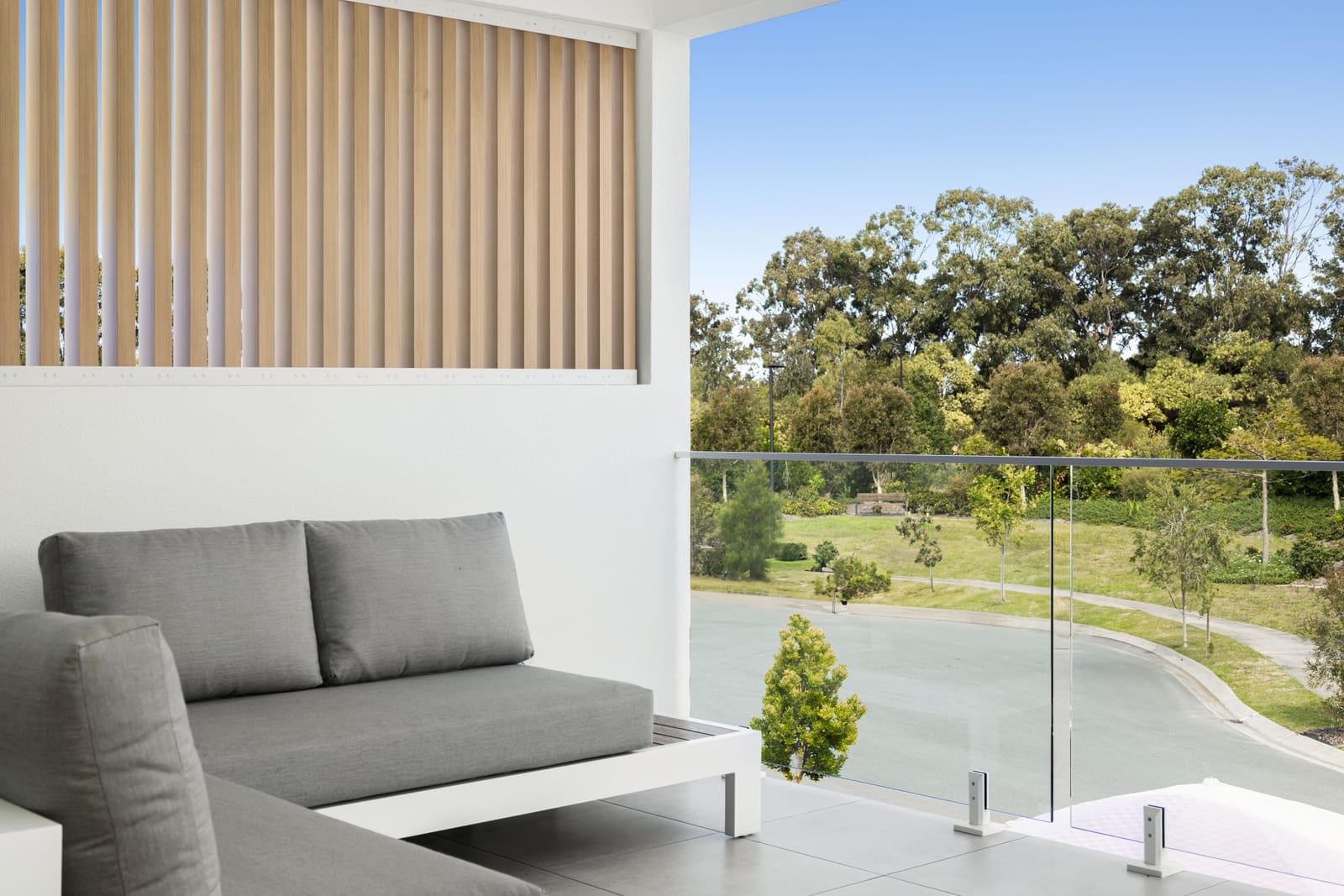 Light, Luxury, Lifestyle, Location!