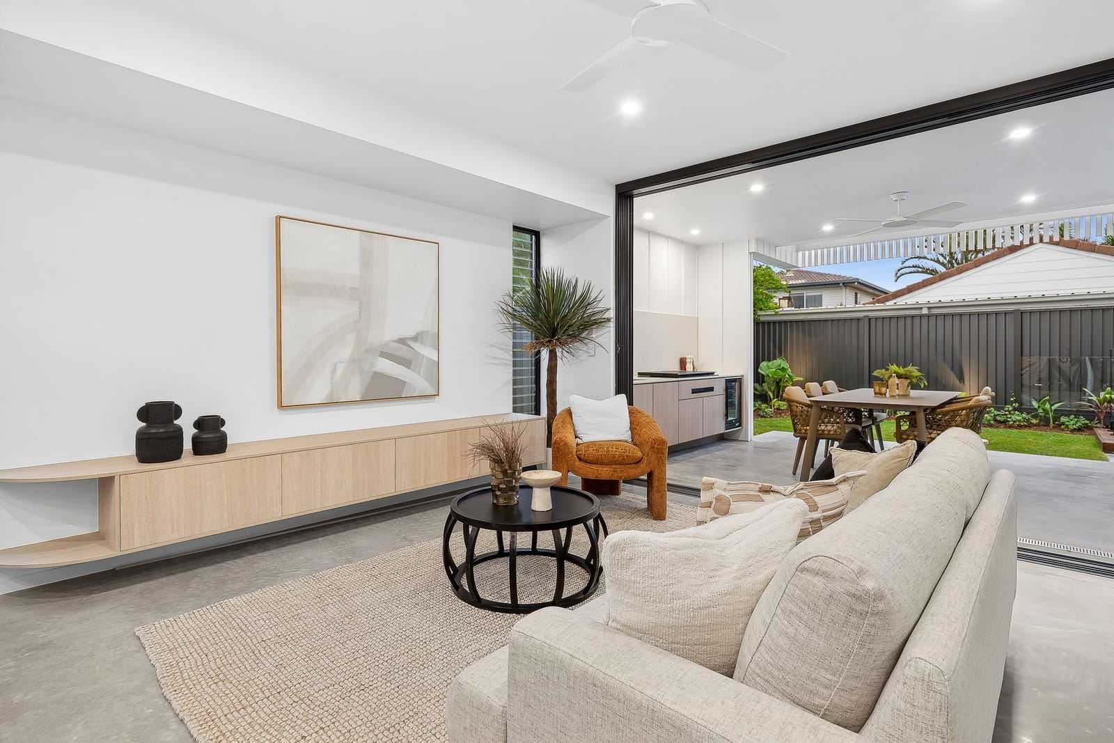 Location, Design, Lifestyle!