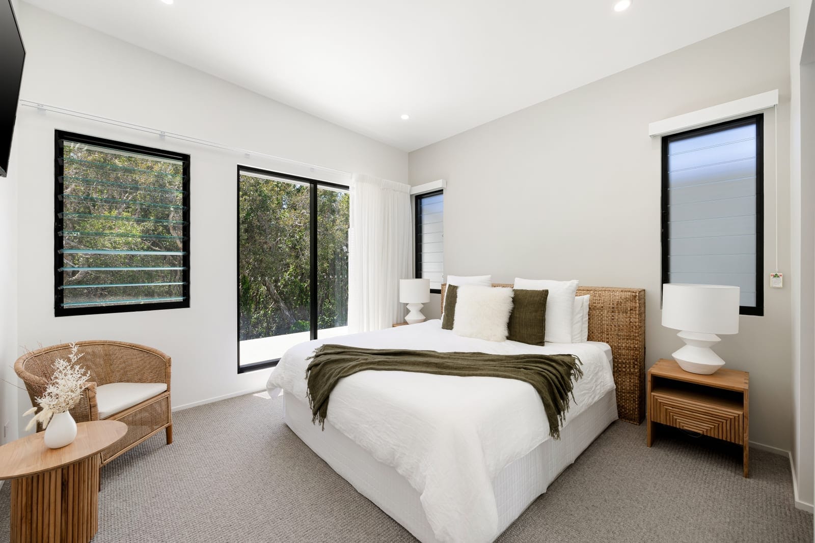 Your Sophisticated Beachfront Oasis Awaits
