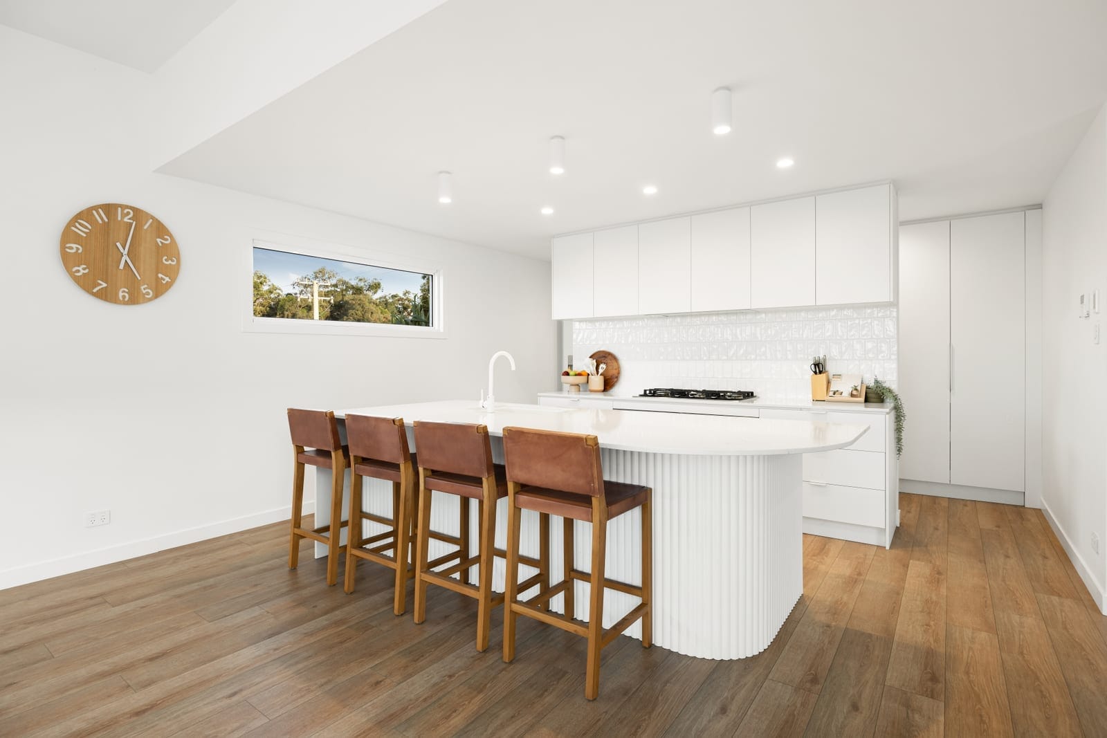 Effortless Acreage Living – North Facing with Views!